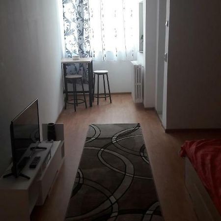 Melody Apartment 阿尔巴·尤利亚· 外观 照片